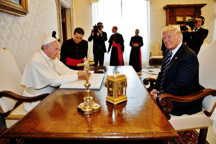 Pope_francis_and_donald_trump_meet_
