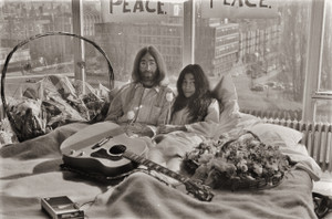 Bedin_for_peace_amsterdam_1969_lenn